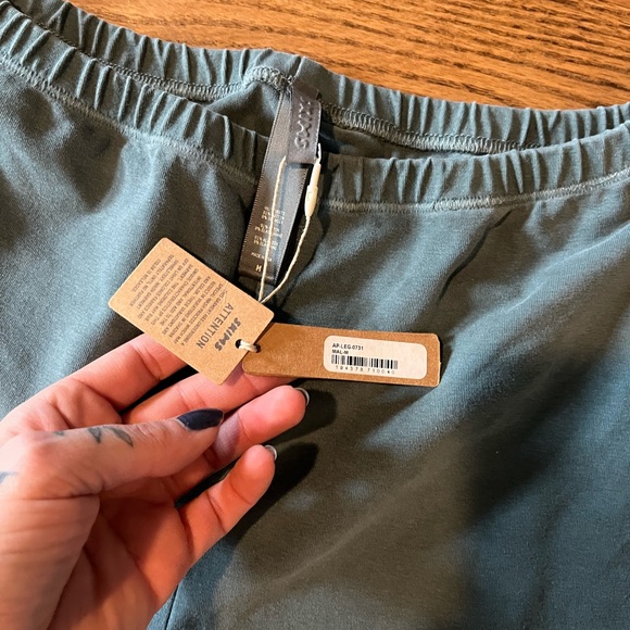 SKIMS malachite leggings M - Picture 3 of 6